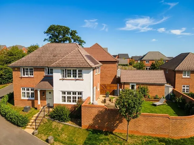 Croome Close, Lydney, GL15, photo 1