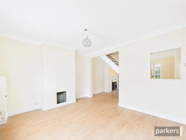 Station Road, Twyford, RG10, photo 2