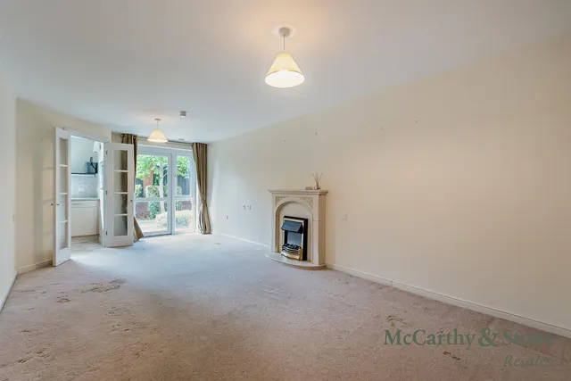 Western Avenue, Newbury, RG14, photo 3