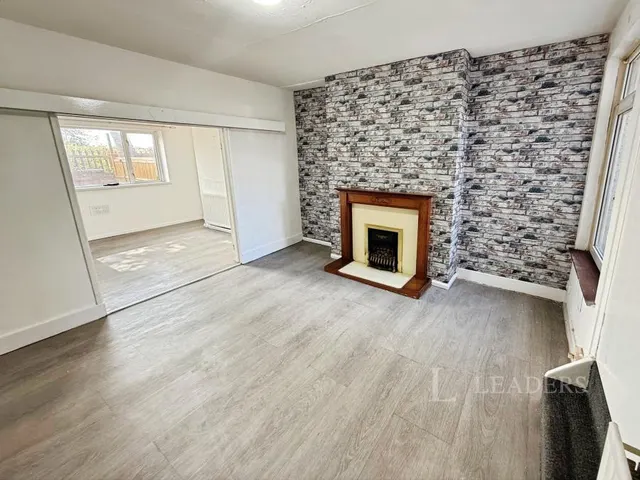 Doe Quarry Terrace, Dinnington, S25, photo 1