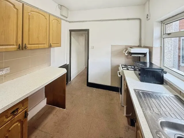 Doe Quarry Terrace, Dinnington, S25, photo 3