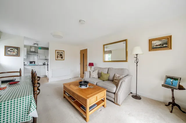 Orchard Lane, Alton, GU34, photo 2