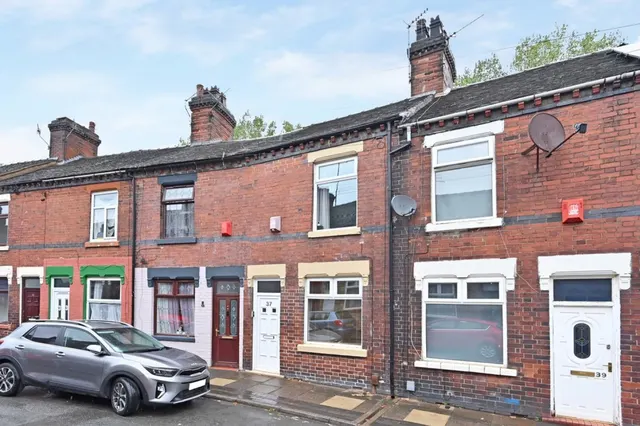 Sandon Street, Etruria, Stoke-on-Trent, photo 1