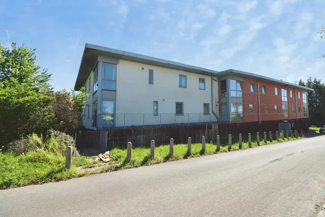 Wyck Beck Road, Bristol, Somerset, BS10, photo 1