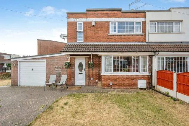 Norman Crescent, Sunnyfields/Doncaster, DN5, photo 1