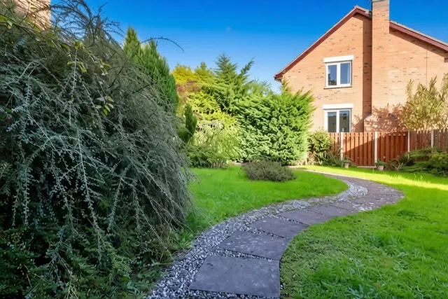 Ennerdale Drive, Congleton, photo 3