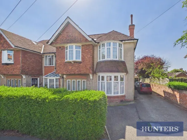 Cardigan Road, Bridlington, photo 1