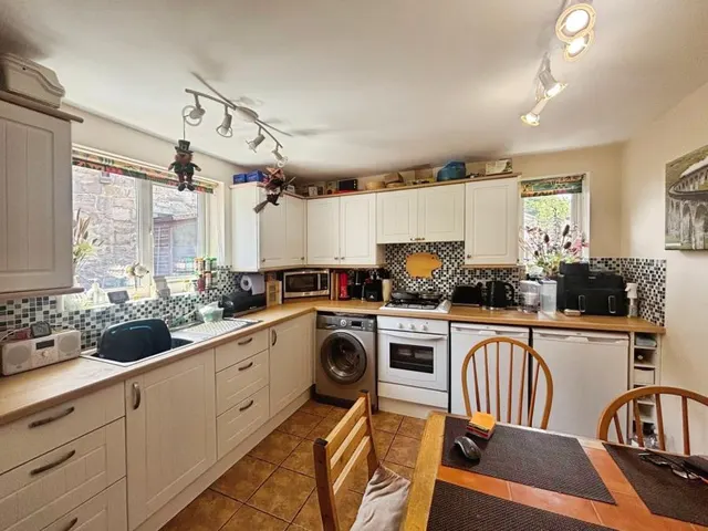 Westwood Road, Ryde, PO33, photo 2
