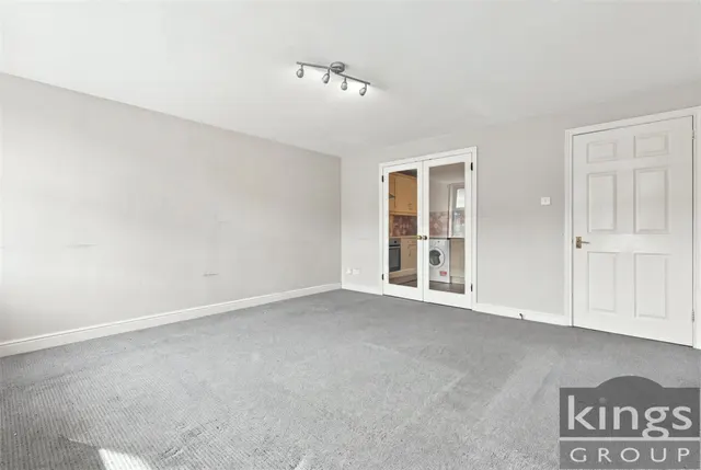 Butlers Court, Waltham Cross, photo 2