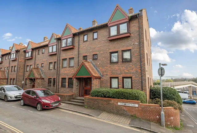 Photo 2 — Cumberland Place, Bristol, BS8 4LQ