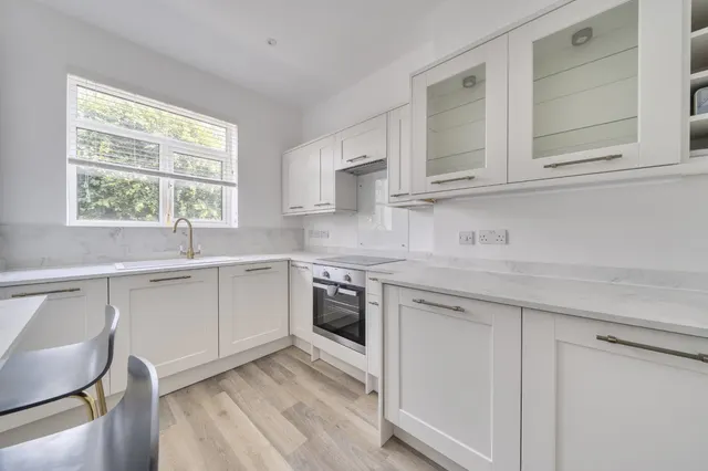Photo 2 — Southdown Road, Wimbledon, London, SW20