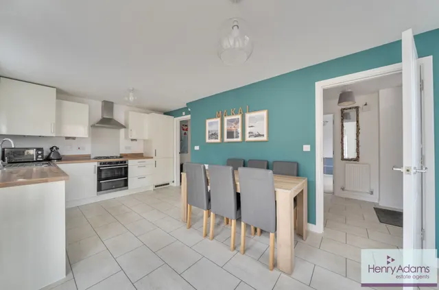 Parker Drive, Waterlooville, PO7, photo 3
