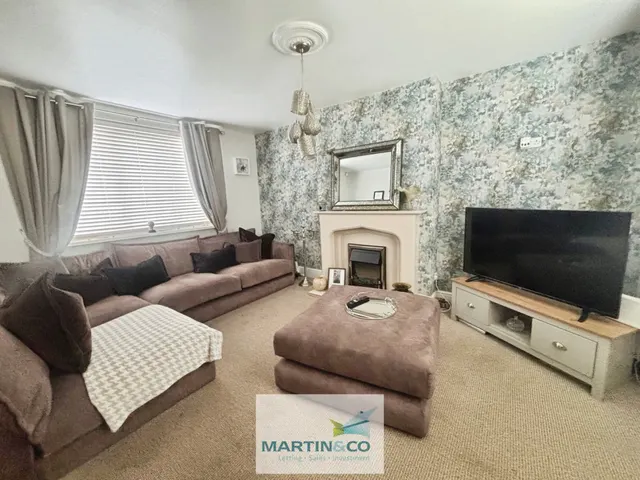 Highfield Lane, Manton, photo 1