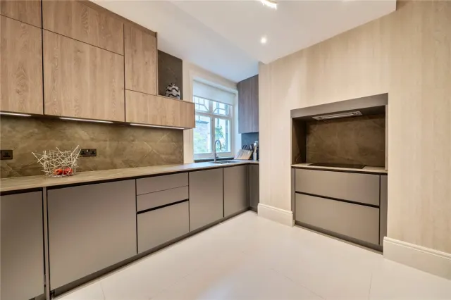 Abingdon Villas, Kensington, W8, photo 1