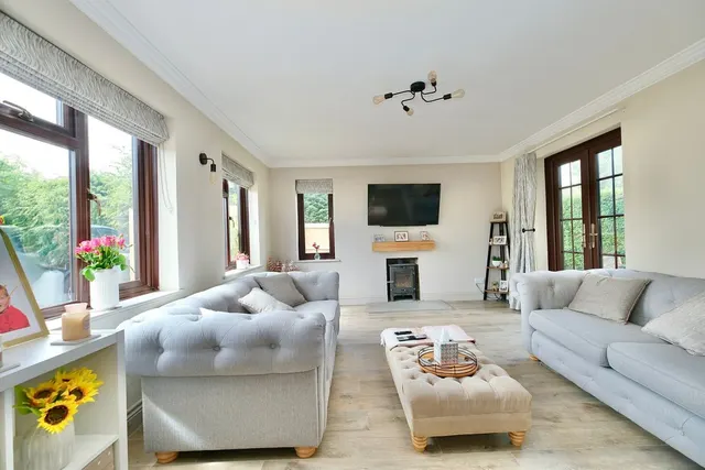 Warboys Road, Pidley, PE28, photo 2