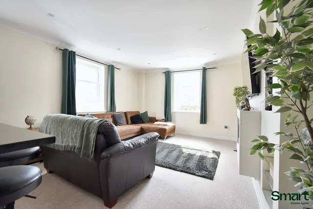 Isleworth Road, Exeter, EX4, photo 2