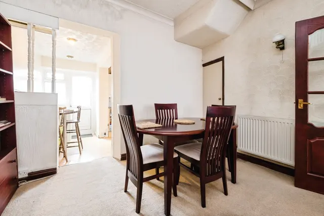 Photo 3 — Kempton Road, London, E6