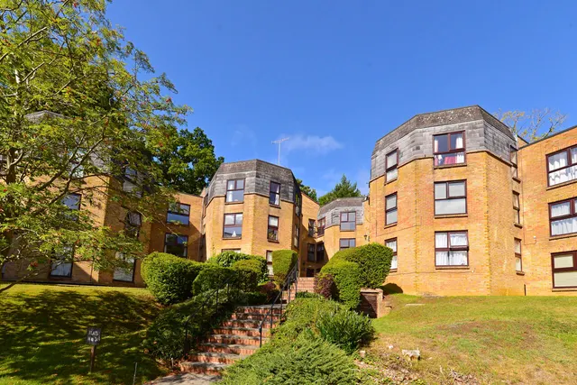 Chapel Fields Charterhouse Road, Godalming, GU7, photo 1
