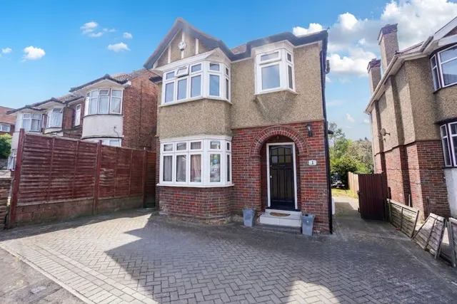 Plumer Road, High Wycombe, HP11, photo 1