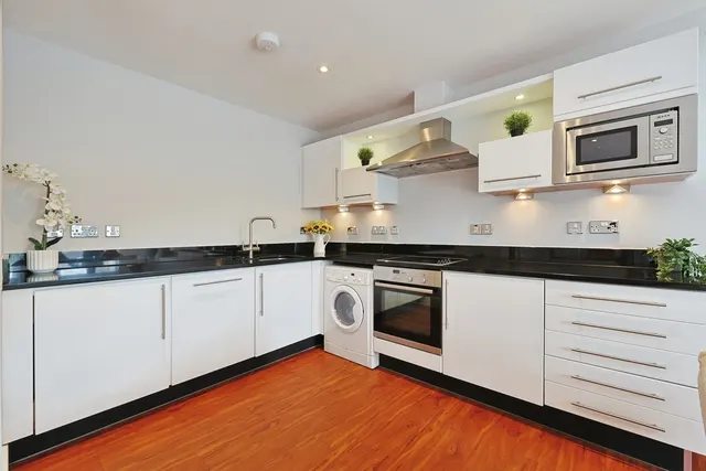 Union Grove, London, SW8, photo 1