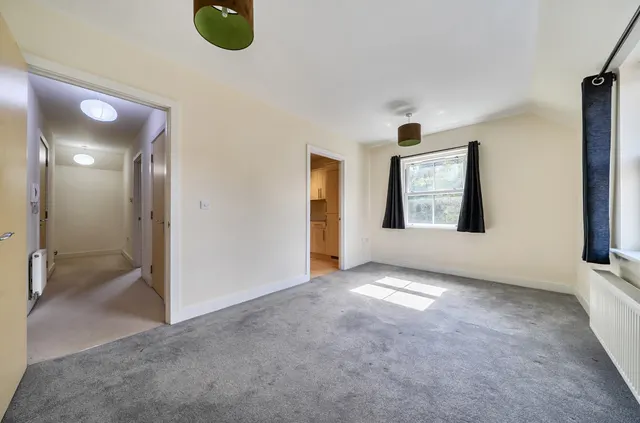 Elim Close, Bishops Waltham, SO32, photo 2