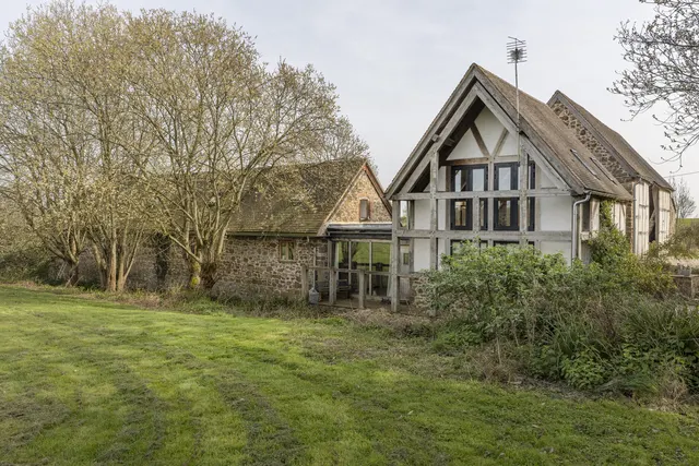 Newent Lane, Huntley, GL19, photo 1