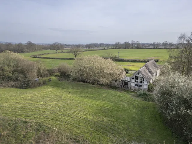 Newent Lane, Huntley, GL19, photo 2