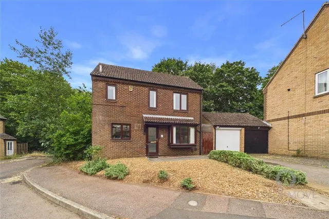 Raisins Field Close, Ecton Brook, Northampton, NN3, photo 1