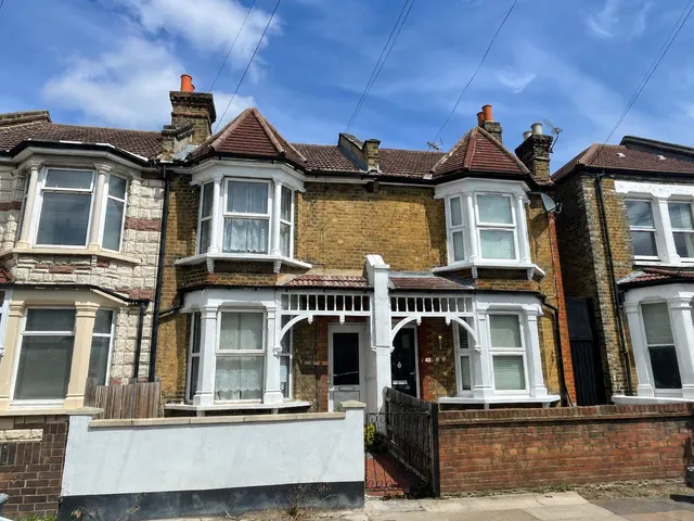 Hawstead Road, London, SE6, photo 1