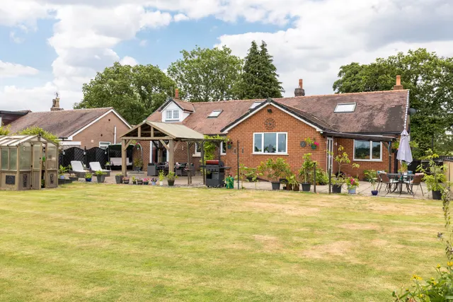 Croston Lane, Charnock Richard, PR7, photo 3