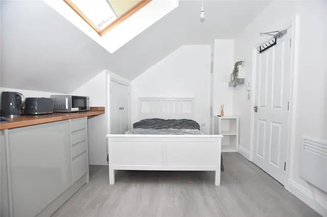 Kings Road, London, SE25, photo 2