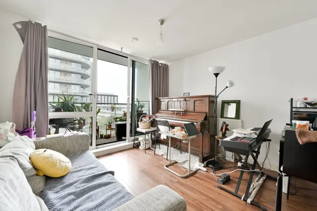 507 Simmonds House, Great West Quarter, Clayponds Lane, Brentford, photo 1