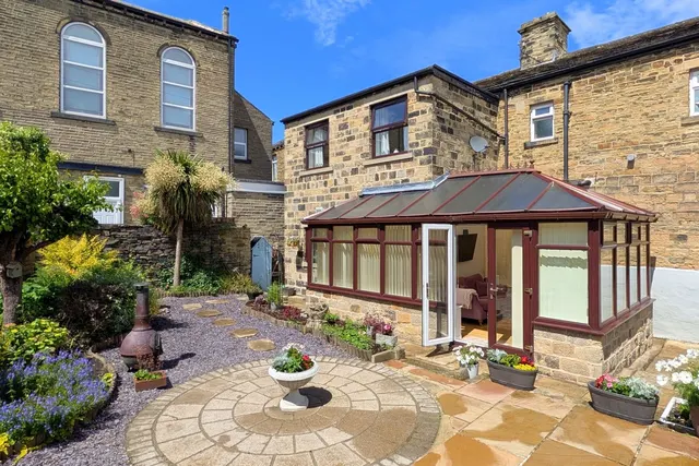 Horsley Fold, Brighouse, HD6, photo 1