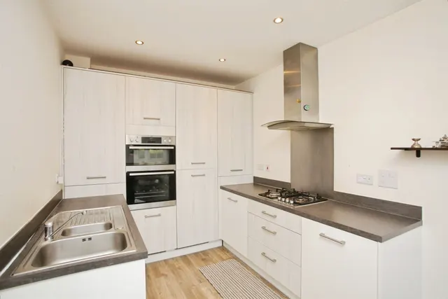 Great Brook Ground, Houlton, CV23, photo 2