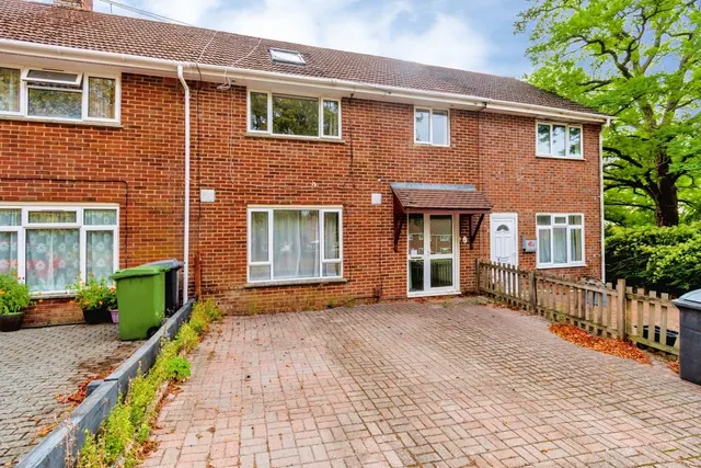 Fromond Road, Winchester, SO22, photo 1