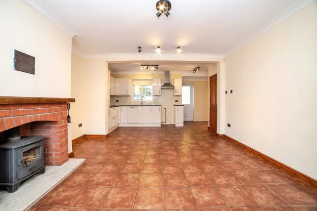 Photo 2 — Chadburn Road, Mansfield, Nottinghamshire, NG18