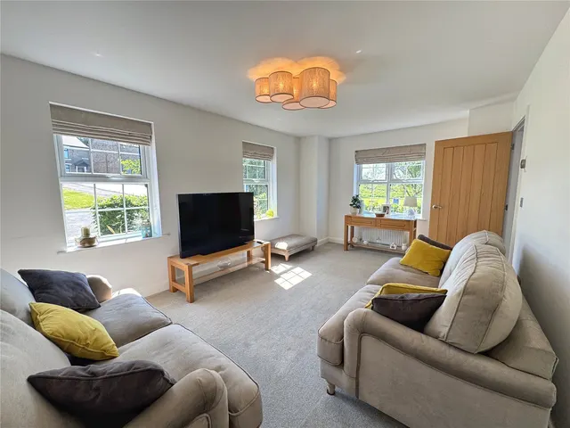 Great Clough Drive, Loveclough, BB4, photo 2