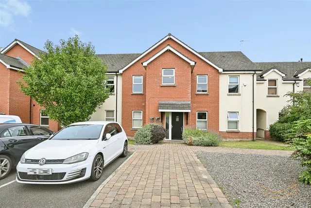 Loughshore Courtyard, Newtownabbey, BT37, photo 2