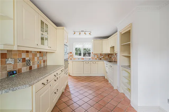 North Street, Oundle, PE8, photo 2