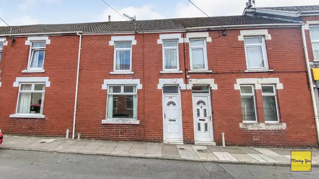 Bridgend Road, Maesteg, Mid Glamorgan, photo 1
