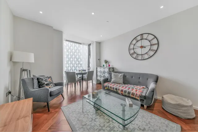 Embassy Gardens, Nine Elms, SW11, photo 1