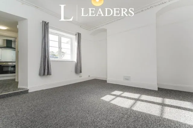 Jenner Walk, Cheltenham, GL50, photo 2