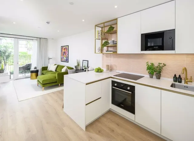 Beresford Avenue, Wembley, HA0, photo 1