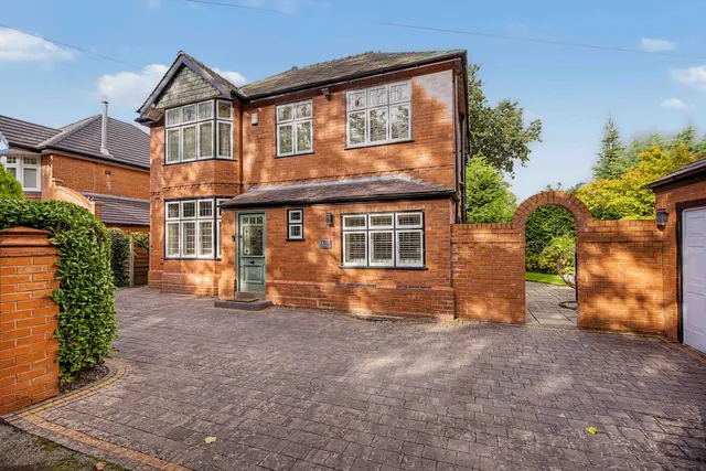 Hill Top Road, Warrington, photo 1