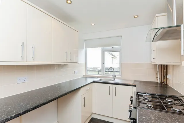Photo 3 — Marine Parade West, Clacton-on-Sea, Essex, CO15