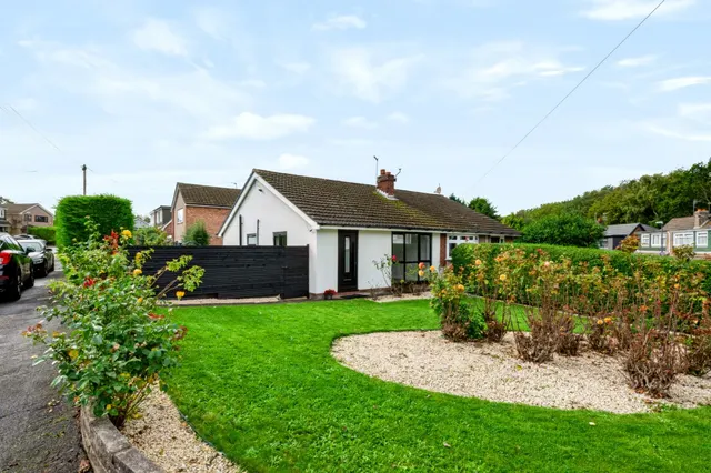 Nursery Avenue, Ormskirk, photo 1