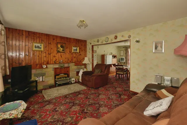 Luddenham Close, Ashford, TN23, photo 3