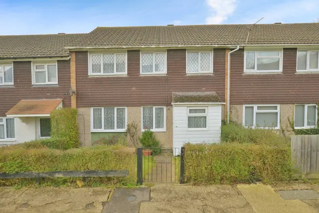 Luddenham Close, Ashford, TN23, photo 1