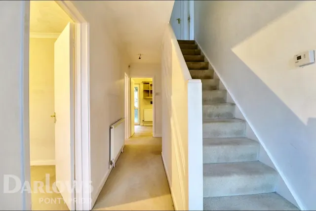 Lanwood Road, Pontypridd, photo 2