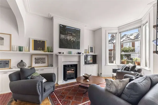 Hydethorpe Road, London, SW12, photo 1